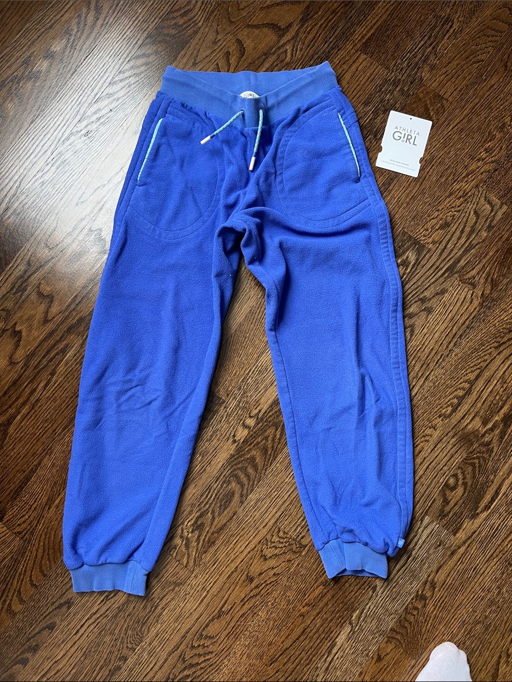 Athleta girl Cold snap jogger - M